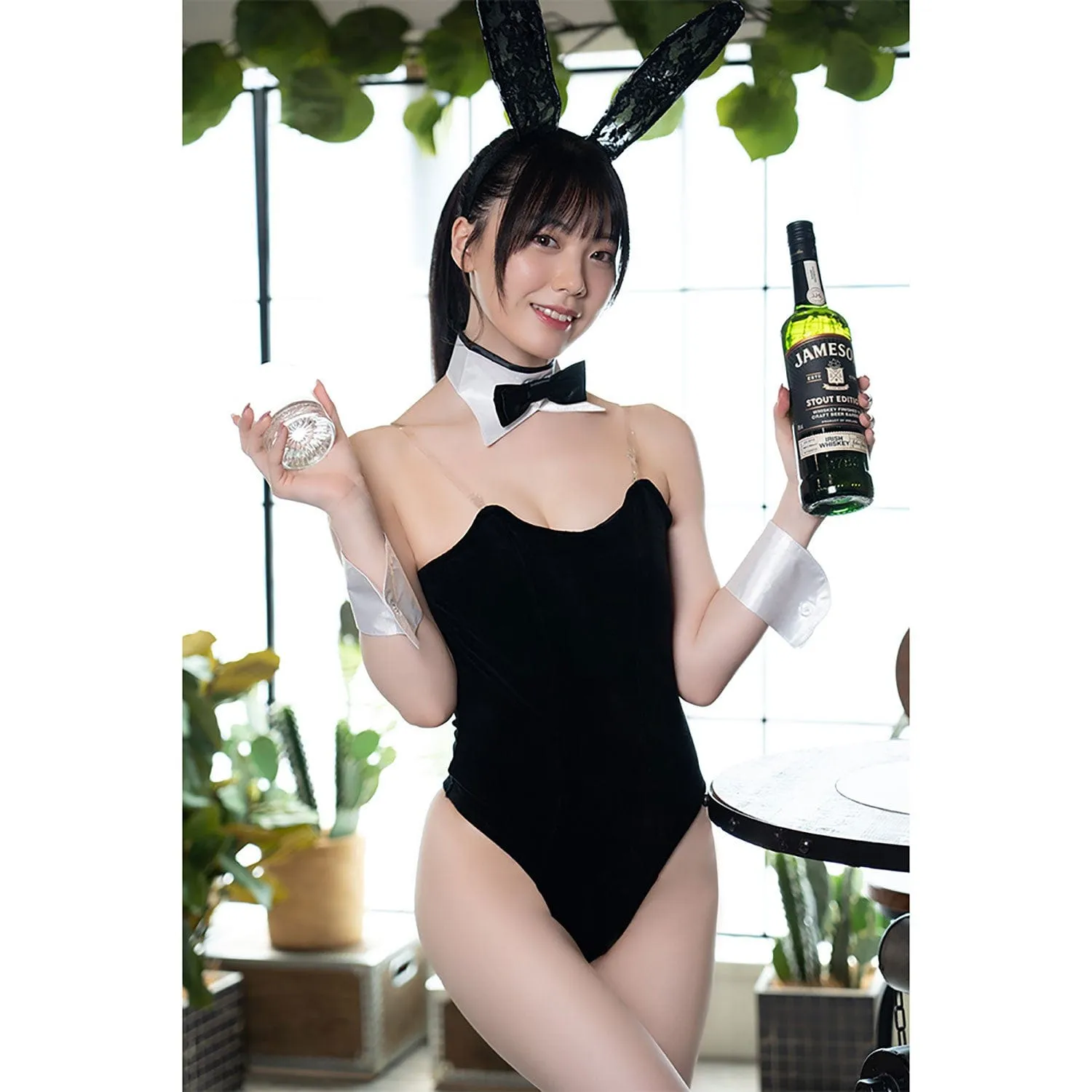 AandT - Fluffy and Cute Sexy Bunny Girl Costume (Black)