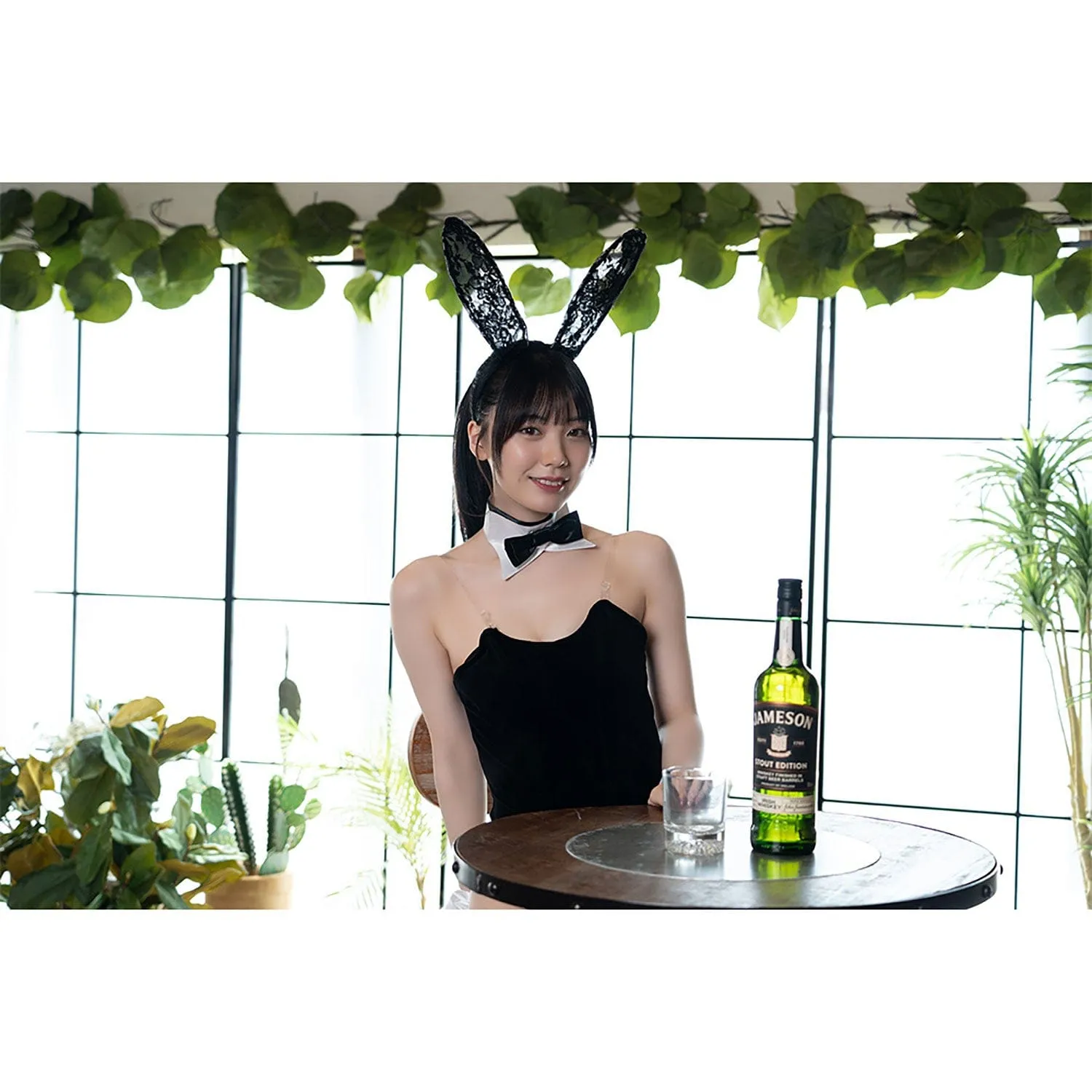 AandT - Fluffy and Cute Sexy Bunny Girl Costume (Black)